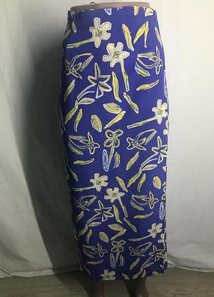 Коасивая  молодёжная юбка на запах 14 размера