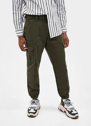 Розпродаж на нові штани bershka