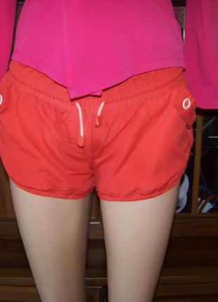 Оранжевые короткие шорты из плащевки red lure ms1 фото