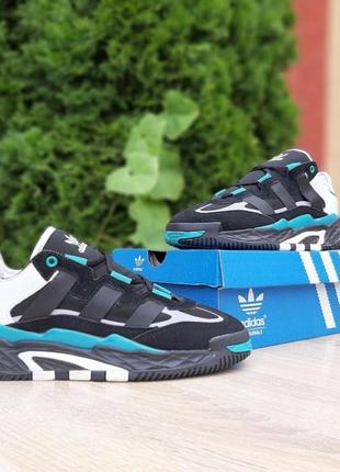 Жіночі кросівки adidas5 фото