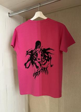 Розовая футболка ручная роспись2 фото