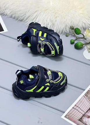 Кросівки  suprome