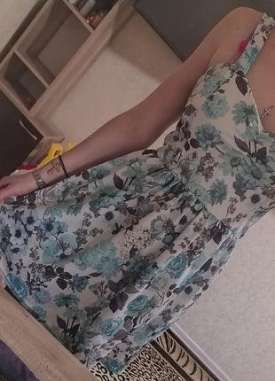 Новое платье сарафан с цветочным принтом