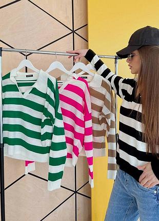 Легкий весняний смугастий джемпер з коміром - поло