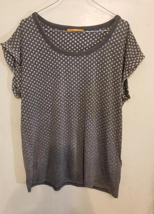 Блузка boss.