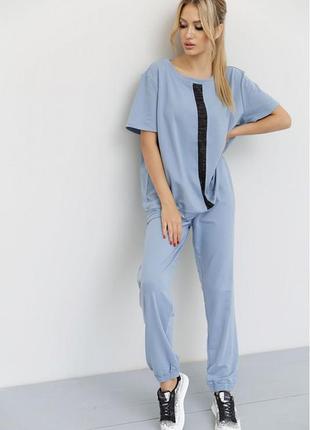 Костюм жіночий