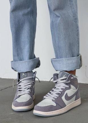 Кросівки жіночі air jordan retro light purple6 фото