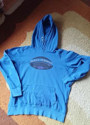 Великолепное худи большого размера от известного бренда.