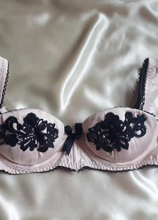 Бюстгальтер