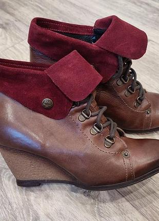 Ботінки шкіряні на танкетці весна/осінь