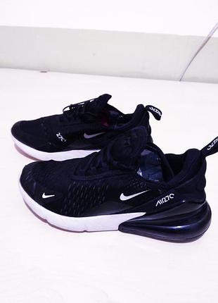 Кросовки nike air 27 c