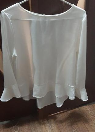 Блуза білого кольору
