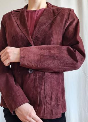 Замшевый бордовий пиджак куртка цвета марсала4 фото
