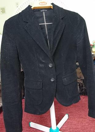 Вельветовий піджак на 2 гудзики
