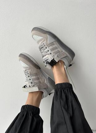 Розкішні жіночі кросівки топ 🎁