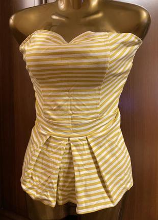 Топ із басками, новий