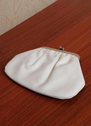 Элегантная женская косметичка