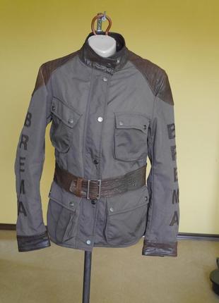 Куртка модняча  46 розмір brema