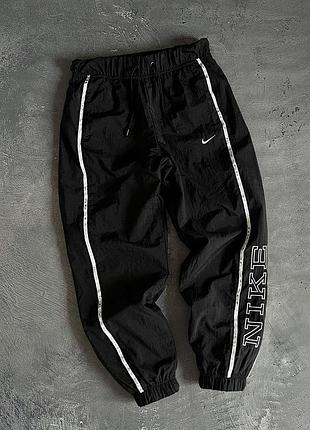 Спортивные штаны nike
