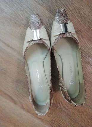 Кожаные туфли