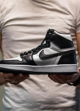 Nike air jordan 1 retro black white кросівки
