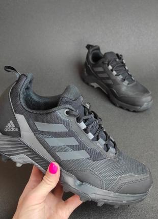 Кроссовки adidas оригинал