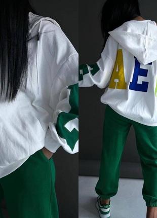 Спортивный костюм