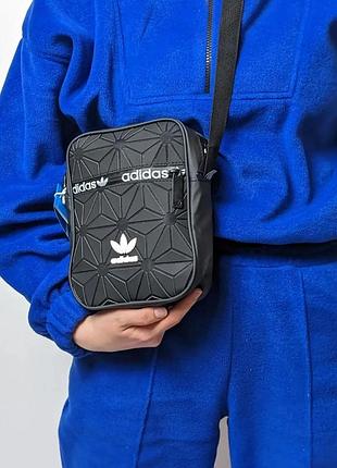 Месенжер adidas 3