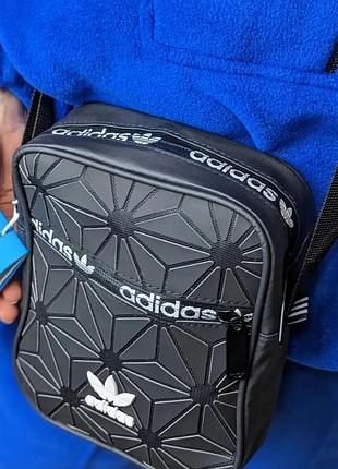 Месенжер adidas 2
