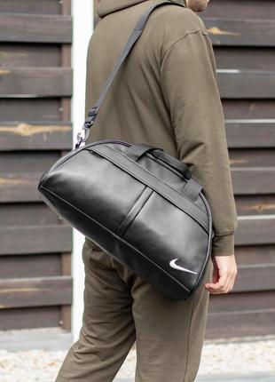 Спортивна сумка з екошкіри чорна nike deza для тренувань та фітнесу міська міцна на 20 літрів6 фото