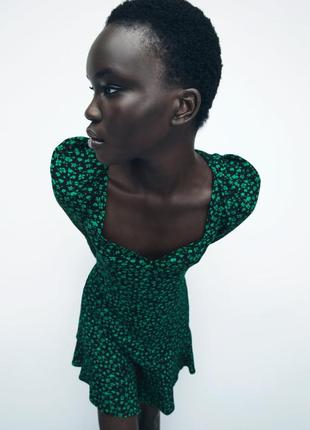 Платье с очень красивым вырезом zara 6