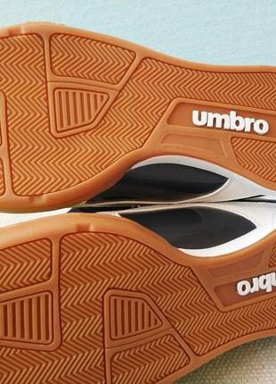 Чоловічі футзалки футбольні кросівки  umbro geometra ii shield британія оригінал5 фото