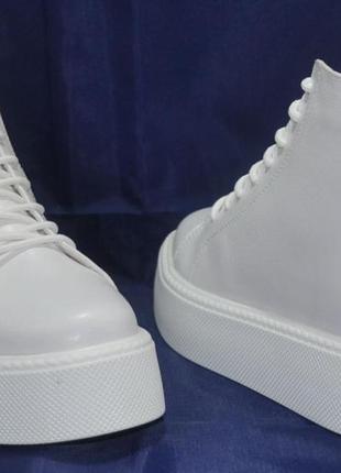 Розміри 36, 37, 38, 39, 40, 41  черевики - кросівки шкіряні, зимові, на хутрі, білі повнорозмірні  kadi 5763 фото