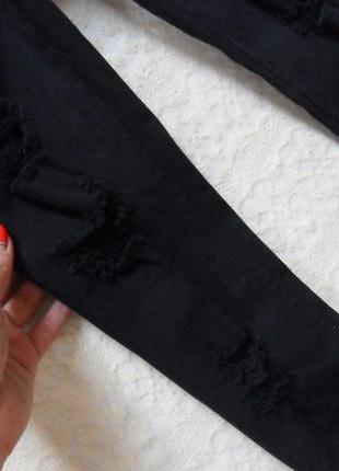 Стильные черные джинсы скинни с рваностями и высокой талией h&m, 8 размер.6 фото
