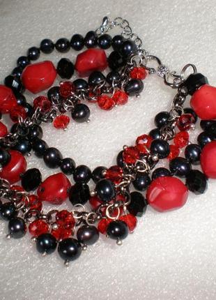 Браслет на руку с натуральными жемчужинами, кораллами и хрустальными бусинами