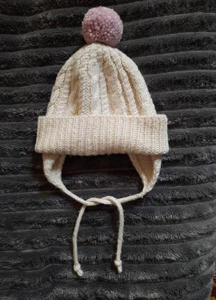 Шапка ручной работы.