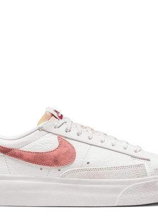 Nike blazer low