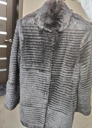 Шуба из нутрии. размер 44. торг возможен