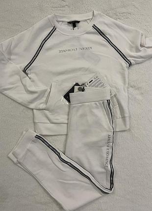 Костюми нові6 фото