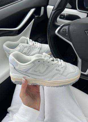 Женские кожаные кроссовки new balance 550 white silver2 фото