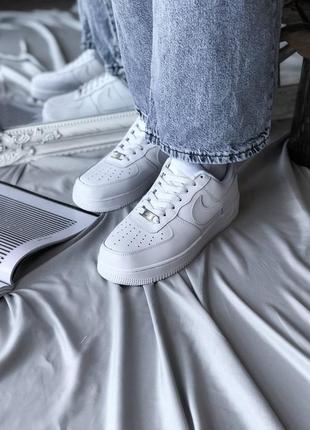 Nike air force 1 white