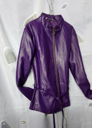 Брендовий курточка на 👩🏻