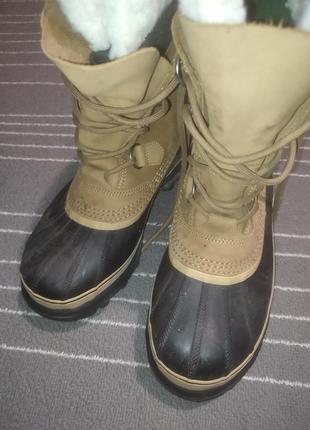 Взуття sorel