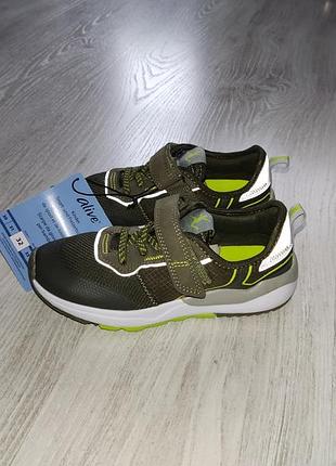Фирменные кроссовки/кросівки alive.