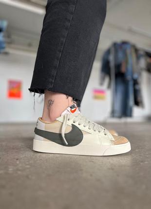 Женские кожаные бежевые кроссовки nike blazer low '77 jumbo 🆕 найк блейзер5 фото