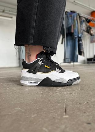 Эксклюзивные женские кожаные кроссовки nike air jordan 4 🆕 найк джордан 4