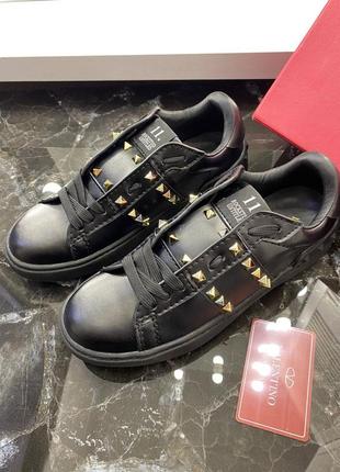 Кросівки valentino чорні