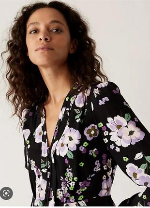 Блуза с цветочным орнаментом 100%вискоза1 фото
