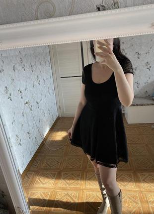 Красивое кружевное платье h&amp;m черного цвета короткое платье с круглым вырезом р. м2 фото