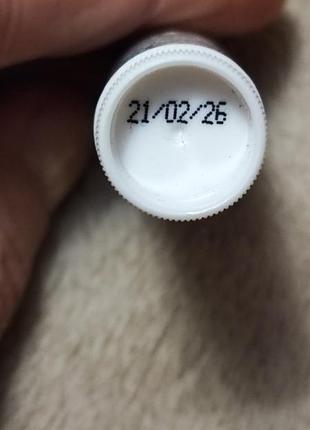 Бальзам для губ  elemis 4